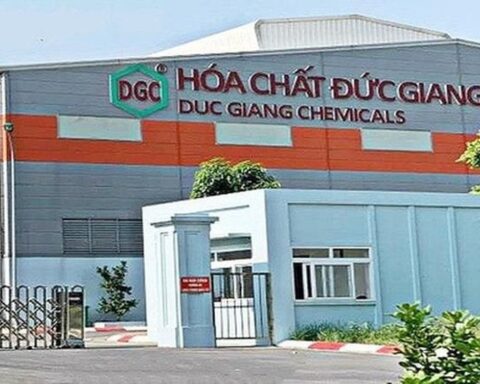 Hóa chất Đức Giang báo lãi quý 2 giảm nửa so với cùng kỳ