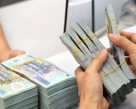 Xuất hiện ngân hàng trả lãi suất tới 9% cho khoản tiền gửi chỉ từ 100 triệu đồng