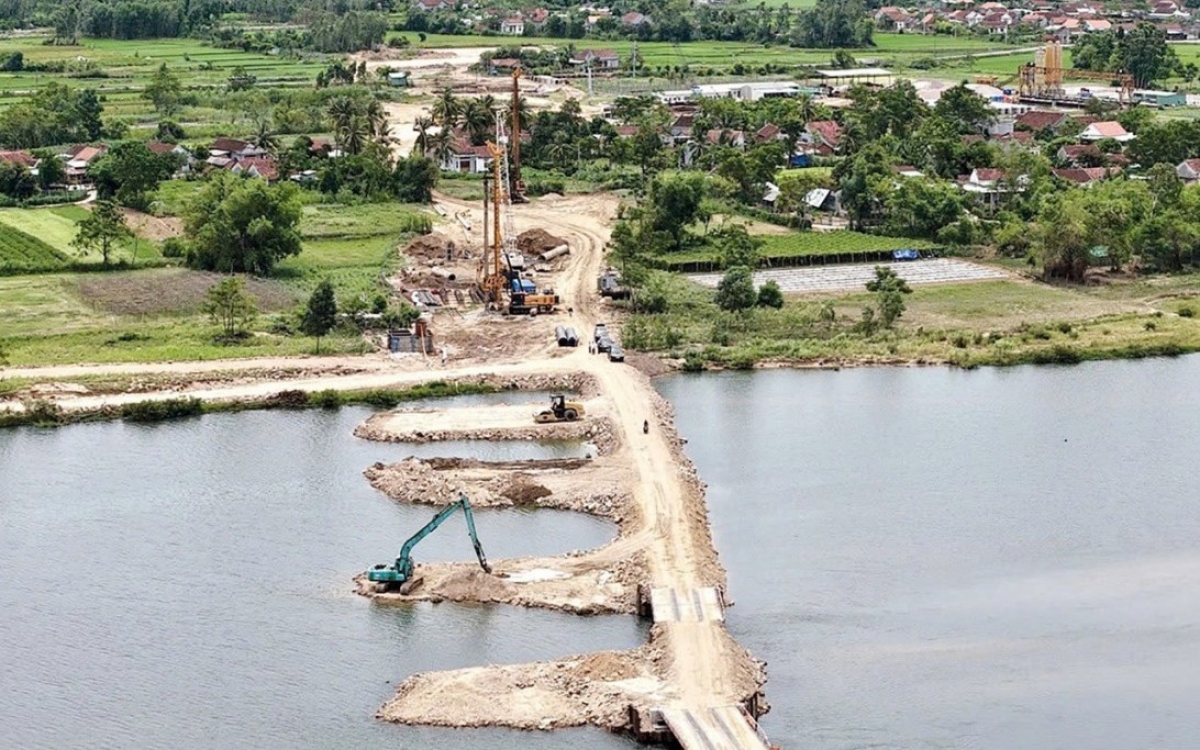 Đà Nẵng – Gia Lai, dẫn đầu thu ngân sách và giải ngân đầu tư công