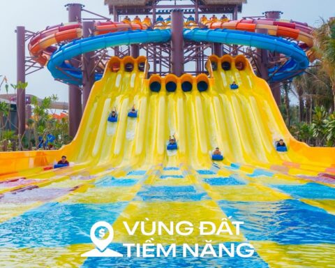 Ngắm 10 làn trượt nước dài hơn 1.000 m tạo nên kỷ lục thế giới trong công viên có 10.000 cây dừa ở TP.HCM