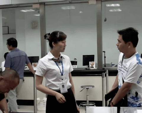 Mang 9,6 tỷ đồng tiền đền bù đất đi gửi tiết kiệm, 1 năm sau người đàn ông được ngân hàng thông báo: “Chúng tôi chưa từng nhận tiền của anh”