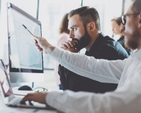 Khối ngoại đảo chiều mua ròng, cổ phiếu SHB lọt “tầm ngắm”