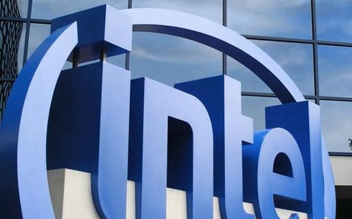 Intel tiếp tục tái cơ cấu hoạt động trong lĩnh vực AI