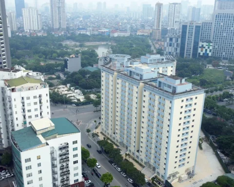 Hà Nội đồng loạt cải tạo, chuyển đổi công năng các khu nhà tái định cư bỏ hoang
