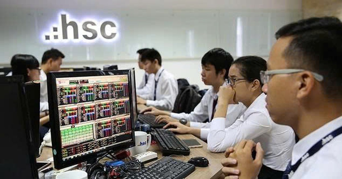 110 cán bộ nhân viên dự mua 22 triệu cổ phiếu ESOP của HSC