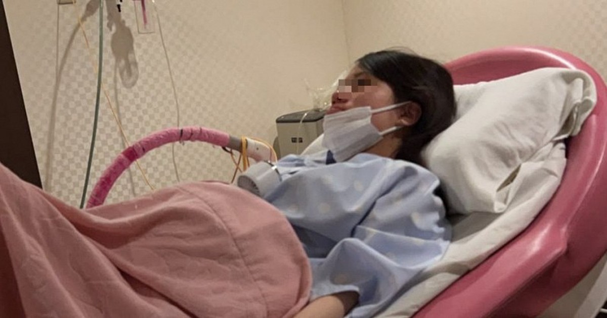 Nữ giáo viên mầm non 26 tuổi sốc nặng khi khám sức khỏe: “Bác sĩ nói tôi là… đàn ông”