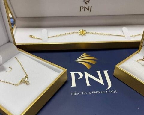 Khách hàng PNJ lưu ý: Muốn bán lại vàng/trang sức phải đến đúng cửa hàng và đúng khung giờ này