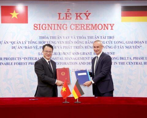 Bộ Tài chính và KfW ký thỏa thuận vay và viện trợ hơn 60 triệu EUR cho 2 dự án ứng phó biến đổi khí hậu và bảo vệ rừng