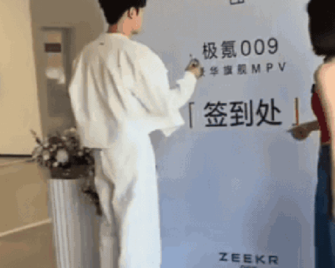 Gọi mỹ nam này là rượu vang vì càng nhiều tuổi càng cuốn: Visual khó tin tuổi 39, nhận hết ưu ái của ông trời