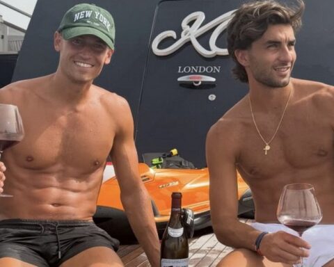 Ferran Torres và Marcos Llorente “đốt” tiền tỷ cho khoảnh khắc thân mật trên du thuyền hậu World Cup gây xôn xao toàn cầu