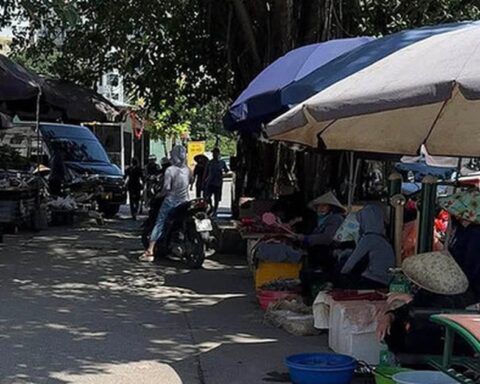 Vi phạm trật tự đô thị “di cư” vào ngõ ngách