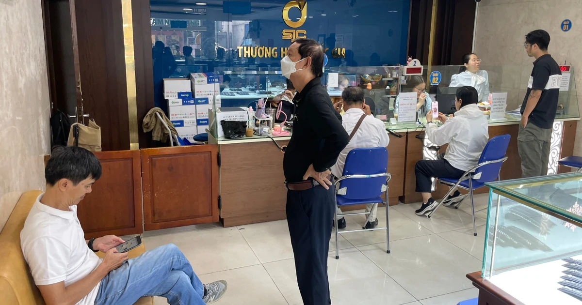 Nhìn lại một tuần ‘chao đảo’ thị trường kim cương, vàng bạc