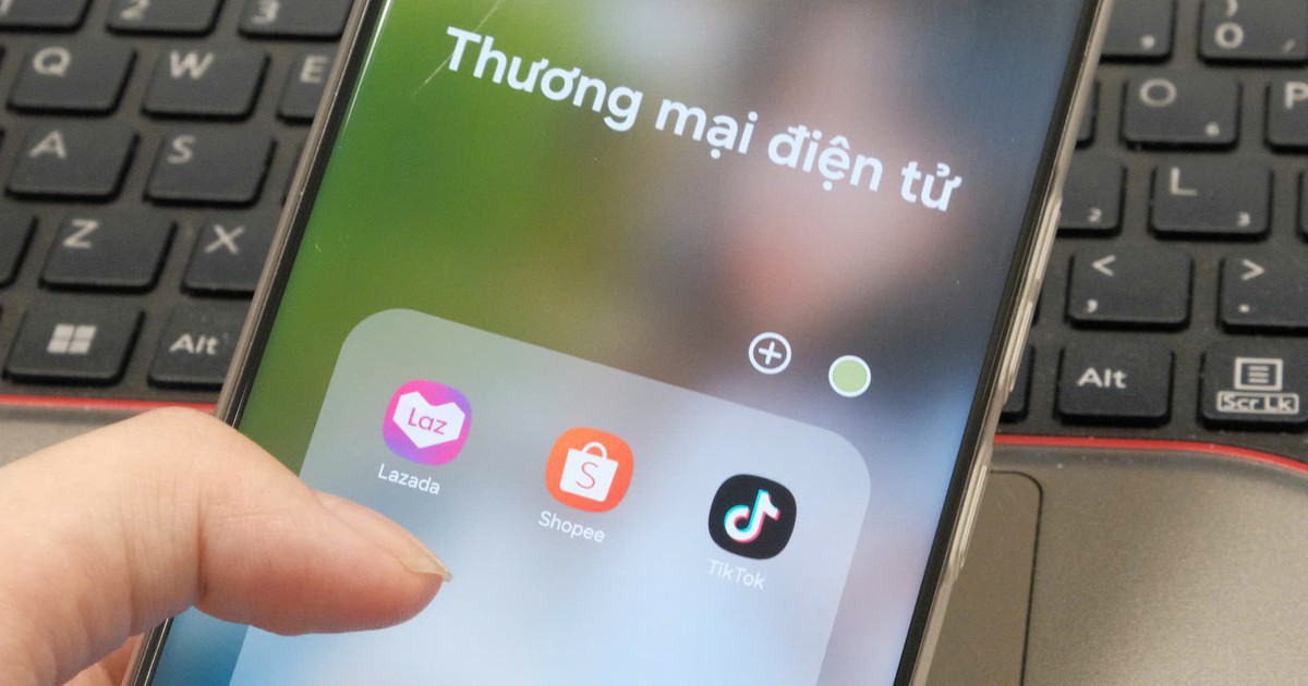 Mỗi ngày có khoảng 420 shop lên sàn, TMĐT Việt nửa đầu năm ‘bỏ túi’ gần 292.000 tỷ đồng