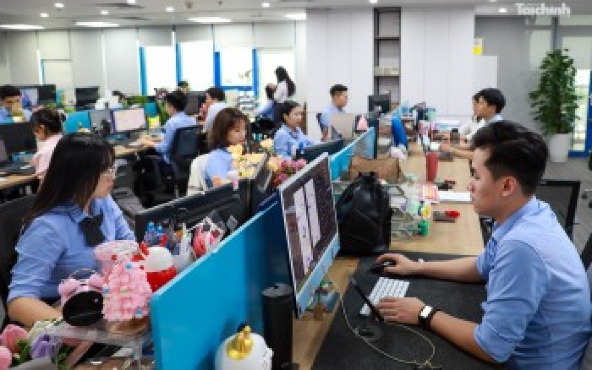 Chứng khoán ngày 24/7: Áp lực bán lan rộng, VN-Index khép tuần dưới mốc 1.700 điểm