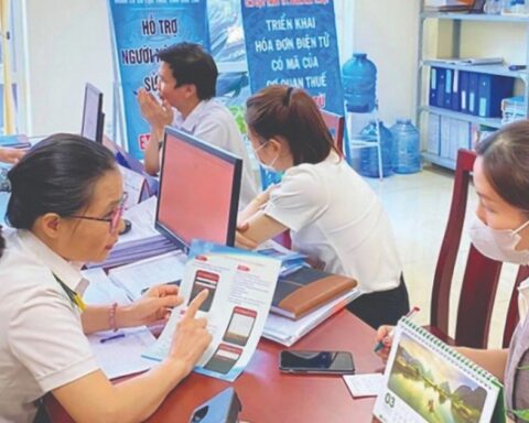 Doanh thu dưới 1 tỷ, hộ kinh doanh có phải thông báo số tài khoản?