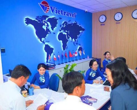Vietravel (VTR) bị phạt 295 triệu đồng vì hàng loạt vi phạm công bố thông tin và giao dịch với bên liên quan