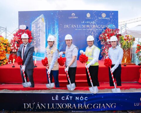 Luxora Bắc Giang tổ chức lễ cất nóc, tiến gần mốc hoàn thiện dự án