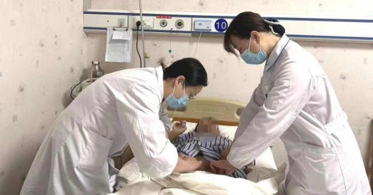 Loại ung thư đang tăng nhanh ở người trẻ: Bác sĩ cảnh báo 6 dấu hiệu sớm, ăn đúng 4 nhóm thực phẩm sẽ giảm nguy cơ