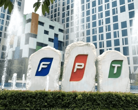 Sếp FPT nói gì về đột phá máy quang khắc DUV từ Trung Quốc?