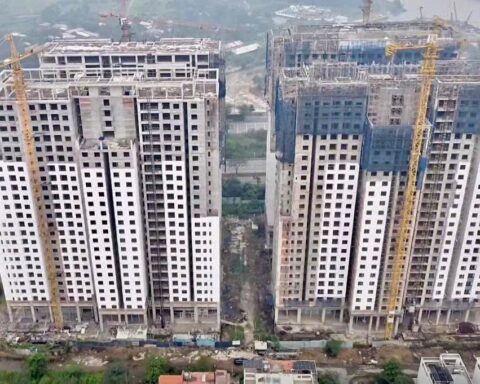 Dự án chung cư nằm bất động nhiều năm khiến người dân mỏi mệt chờ đợi, Sở Xây dựng TPHCM kiến nghị làm ngay việc sau