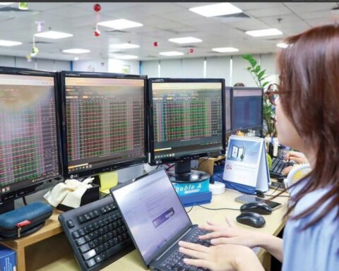 Tăng tốc cải cách để tiến tới “chuẩn” thị trường mới nổi của MSCI