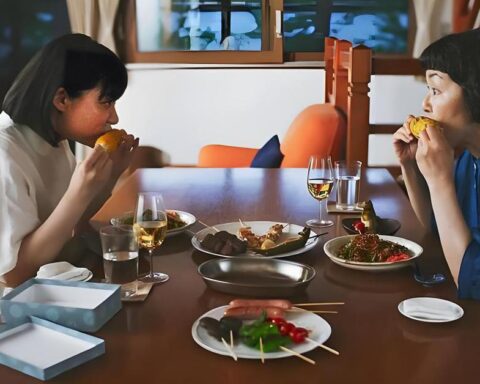 Gia đình có nền nếp tốt thường có 3 quy tắc này trong bữa cơm
