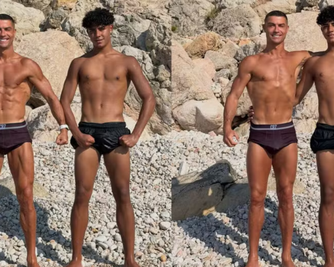 Ronaldo gây choáng khi đọ cơ bắp cùng con trai 16 tuổi giữa tin đồn đám cưới, vóc dáng cao lớn của người thừa kế đế chế tỷ đô chiếm trọn spotlight