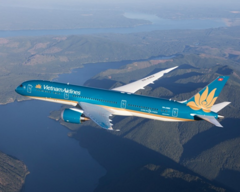 Vietnam Airlines thu hơn 76.500 tỷ đồng, báo lãi gần 4.200 tỷ đồng bất chấp “bão” giá nhiên liệu bay