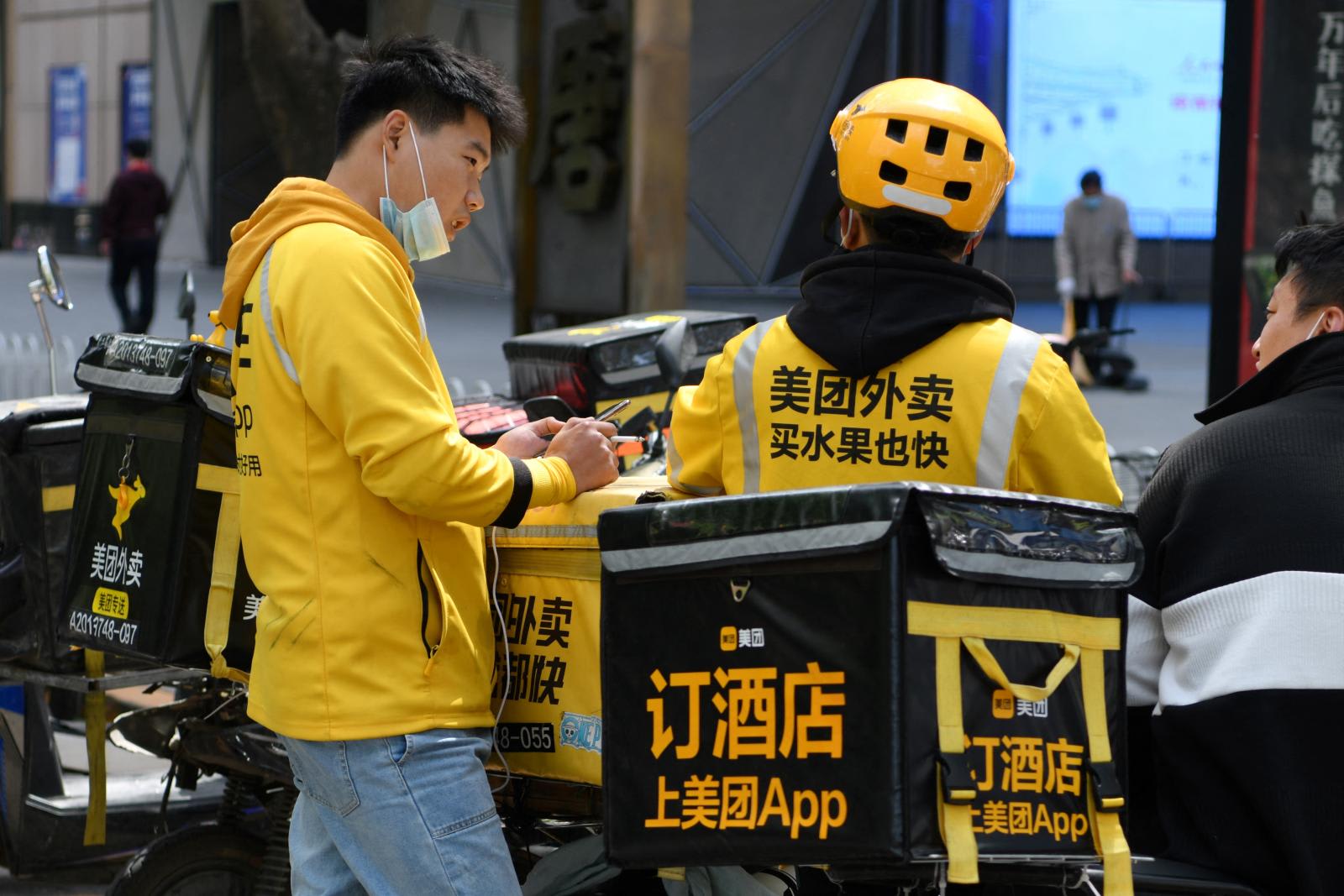 App giao đồ ăn Trung Quốc làm được điều bất khả thi: Huấn luyện AI 1,6 nghìn tỷ tham số không cần chip NVIDIA, vượt GPT-5.5 về lập trình- Ảnh 1.