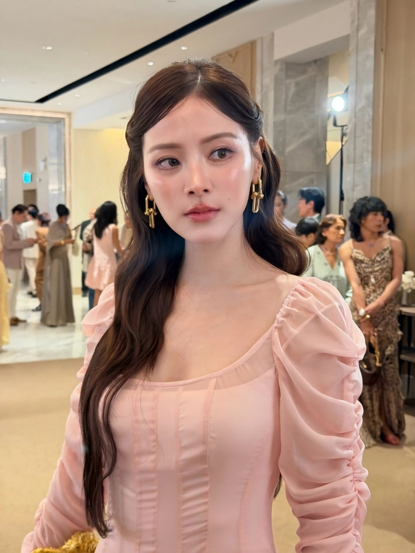 Baifern bị sao nam xô ngã lăn quay ra đất, dàn sao hạng A loạn như "ong vỡ tổ"- Ảnh 3.