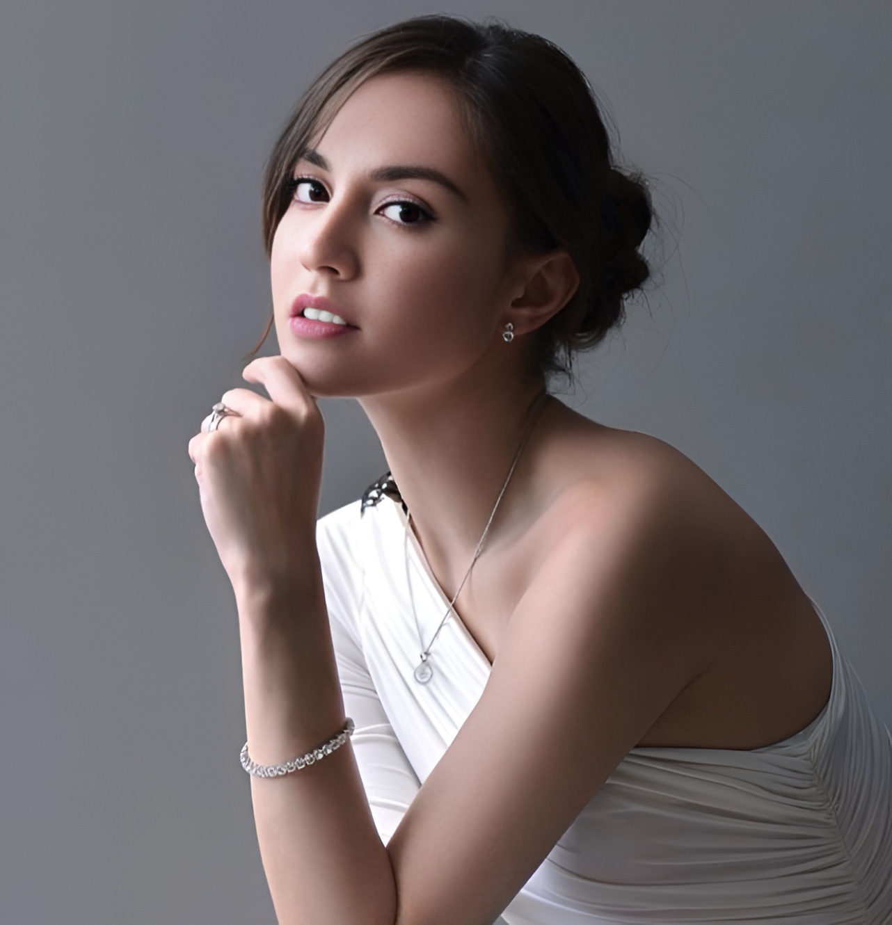 "Cung đấu" đời thực khốc liệt nhất Cbiz: "Tiểu tam" trêu tức chính thất, đẻ tì tì 4 con để tranh sủng và cái kết- Ảnh 1.