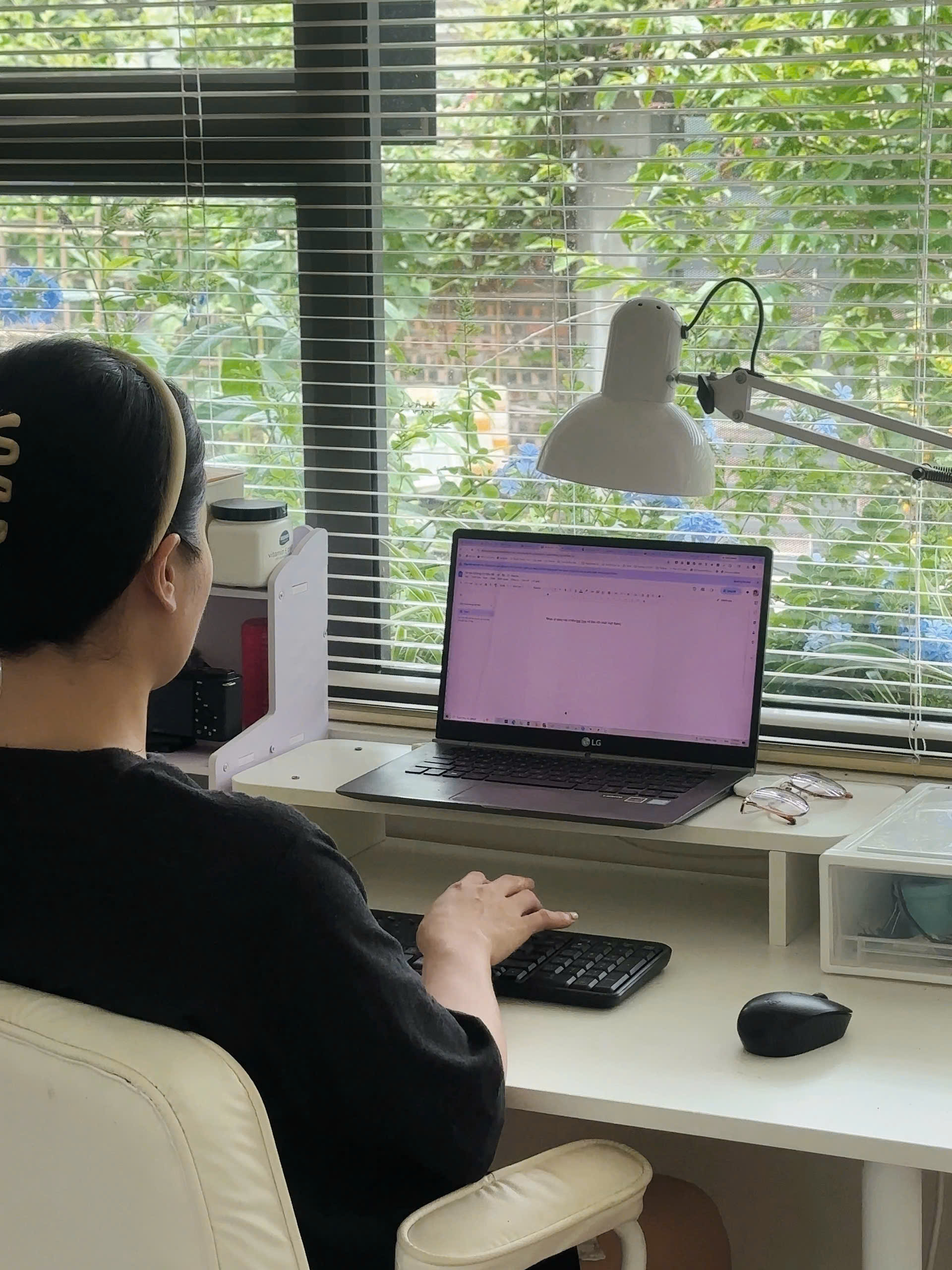 Work from anywhere: Rời Hà Nội và TP HCM, 2 người trẻ xây nhà, lương đều, ít ốm vặt và tiết kiệm hơn - Ảnh 6.