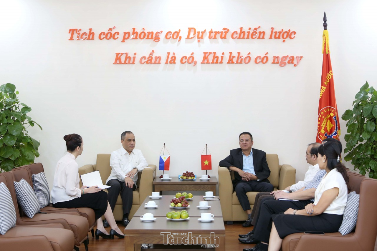 Philippines cảm ơn Việt Nam hỗ trợ kịp thời 2.000 tấn gạo dự trữ quốc gia Philippines cảm ơn Việt Nam hỗ trợ kịp thời 2.000 tấn gạo dự trữ quốc gia