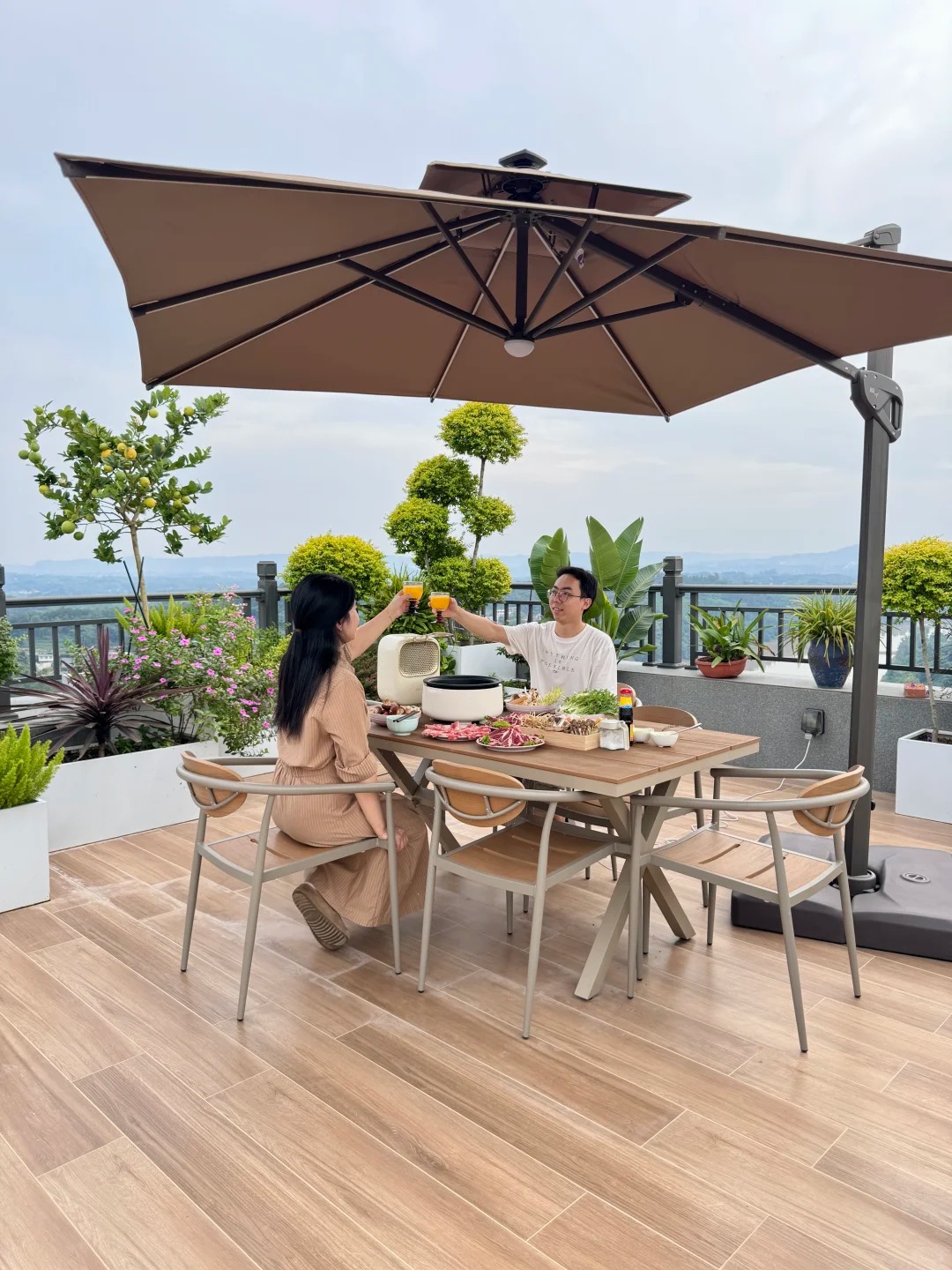 Biến sân thượng tầng 32 của penthouse thành vườn rau, ao cá: Lại 1 tác phẩm kinh điển của "Pháp sư Trung Hoa"- Ảnh 9.