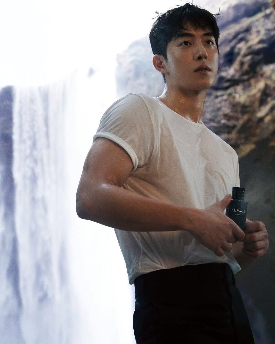 Nam Joo Hyuk trở lại với phim hot toàn cầu: Xứng danh "chàng thơ" khiến Dior mê không dứt, từ mặt đến body đều hoàn hảo- Ảnh 12.