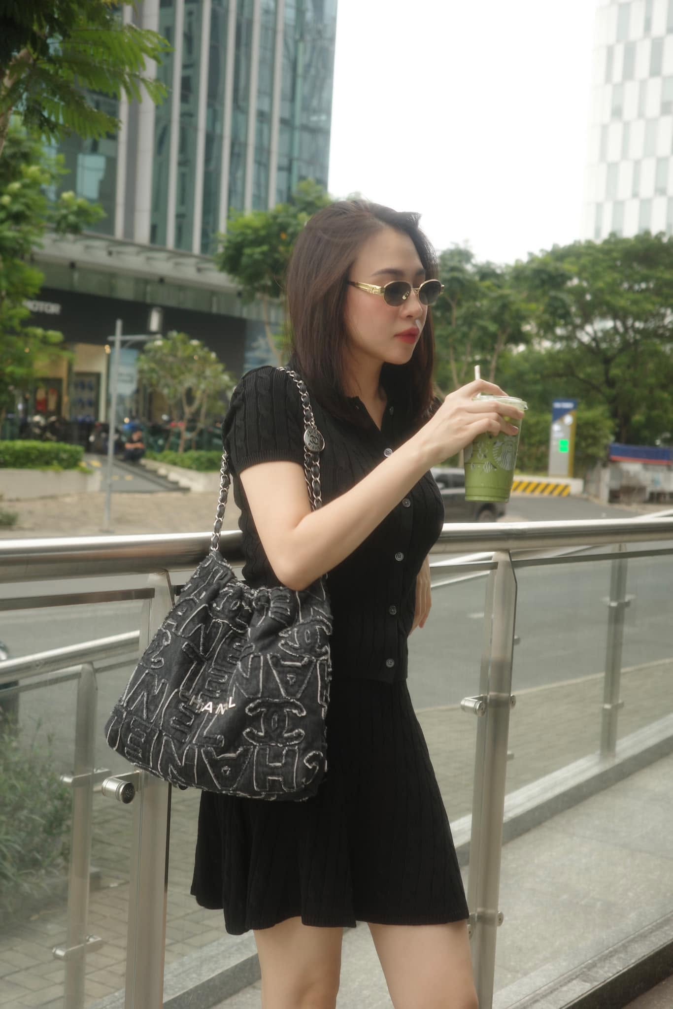 Người phụ nữ dân tộc Tày khiến Cường Đô La si mê gần 10 năm: Mỹ nhân gợi cảm cao 1m76, style không phô mà vẫn nổi- Ảnh 5.