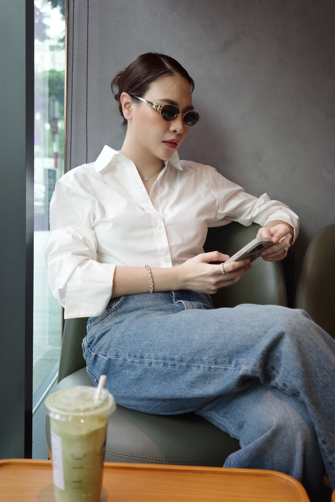 Người phụ nữ dân tộc Tày khiến Cường Đô La si mê gần 10 năm: Mỹ nhân gợi cảm cao 1m76, style không phô mà vẫn nổi- Ảnh 3.