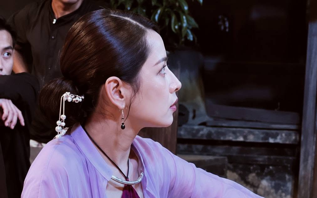 Đừng đứng cạnh Chi Pu!- Ảnh 2.