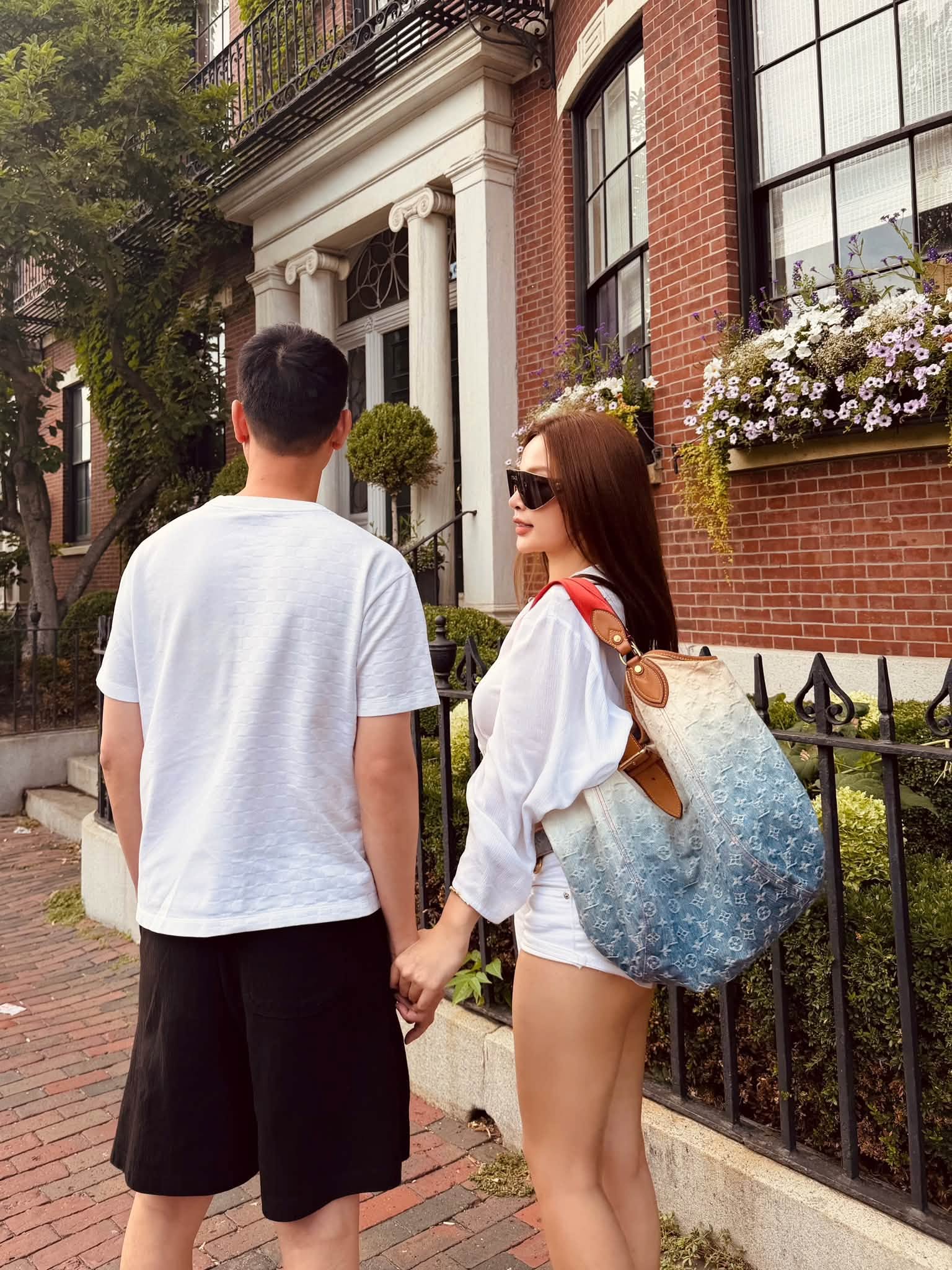 Thiếu gia chuỗi khách sạn TP.HCM từng mang túi Louis Vuitton ra Hà Nội tán tỉnh mỹ nhân và cái kết 15 năm sau- Ảnh 2.