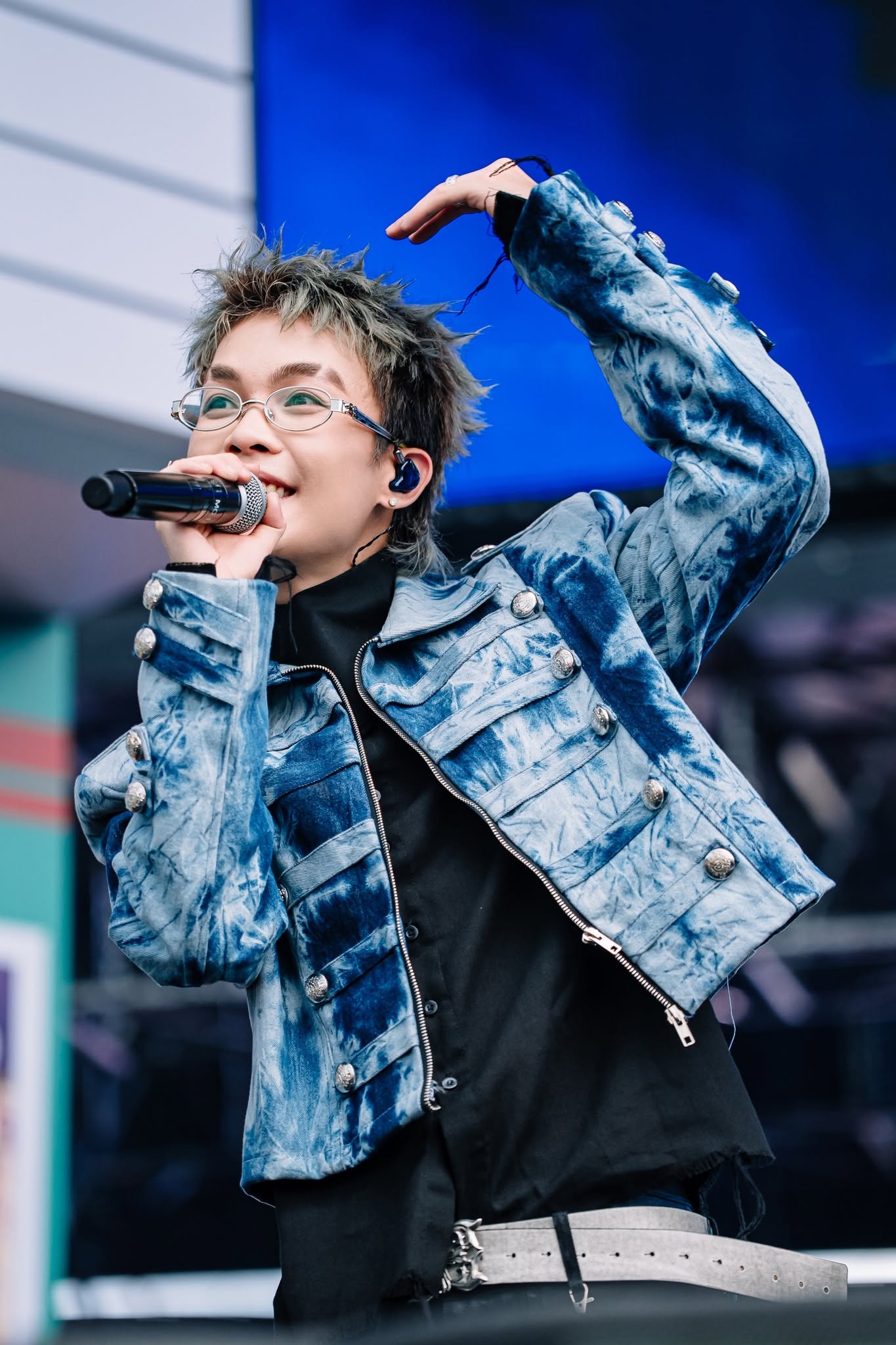 Nam nghệ sĩ bị MCK cướp spotlight: Lặng lẽ lên top 1, tẩm ngẩm tầm ngầm mà thành “quái vật streaming” nhạc Việt- Ảnh 4.