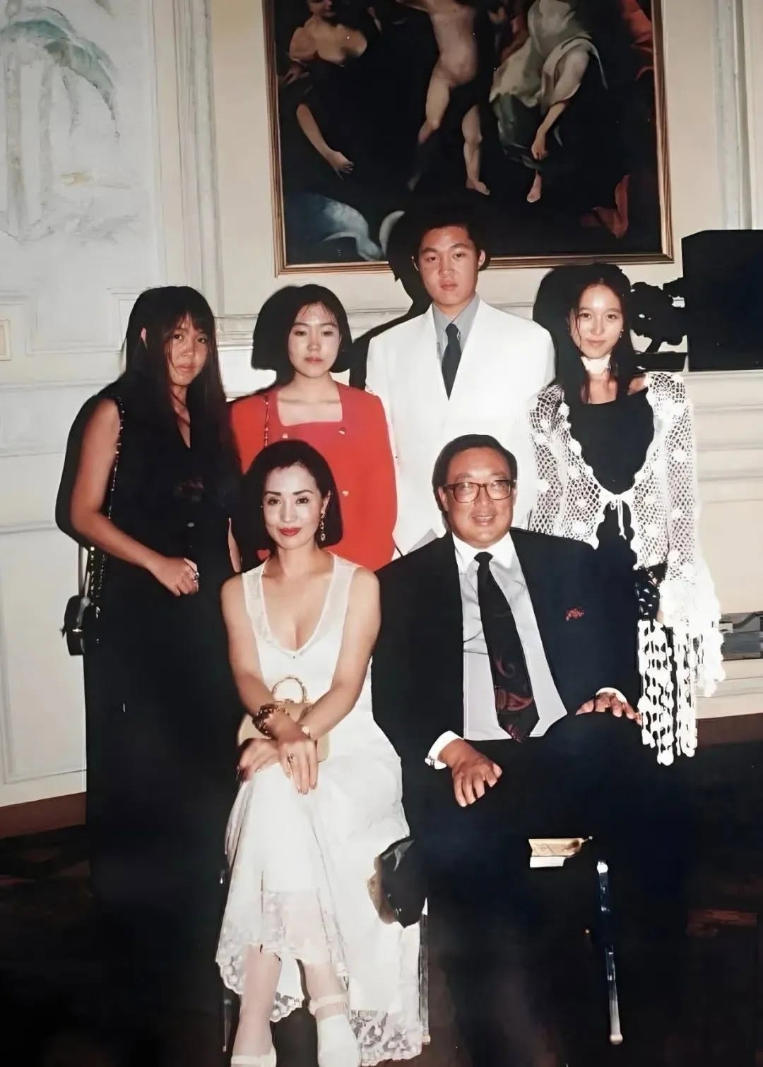Cao tay như sao nữ đình đám, nhẫn nhịn nhiều năm rồi giành quyền kiểm soát tài sản, con riêng của chồng không được chia phần- Ảnh 5.