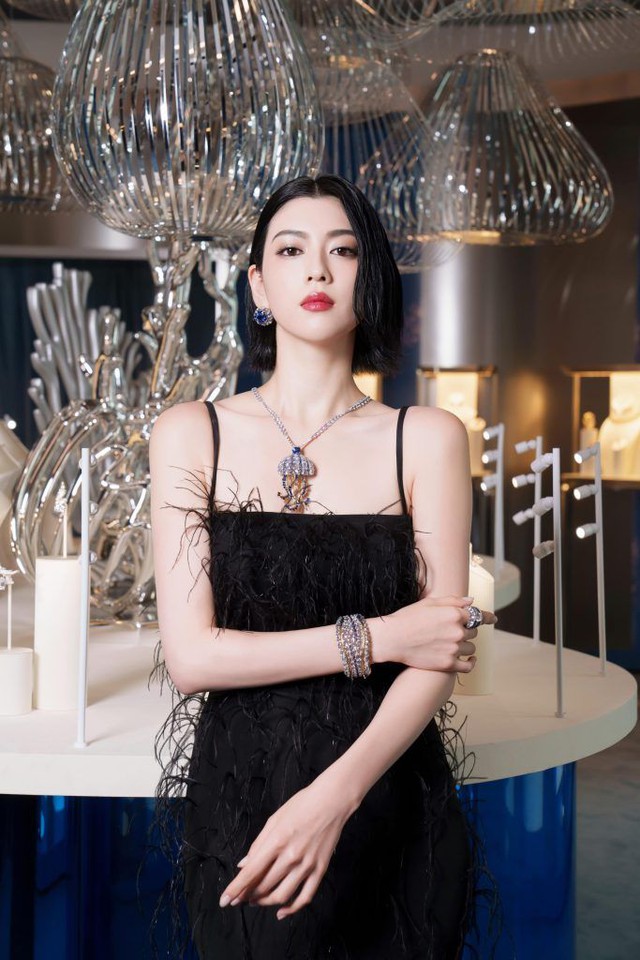 Thức uống màu đỏ đầy ở chợ Việt giúp búp bê Nhật Bản chống nắng, bơm collagen căng mọng- Ảnh 2.