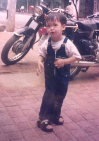 Hồi bé như con trai, lớn lên cô gái Hà Nội lấy chồng là Phó chủ tịch tập đoàn, sống trong dinh thự 6 tầng- Ảnh 2.