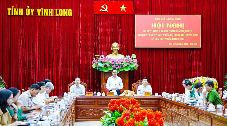Bí thư Vĩnh Long: Chuyển đổi số phải trở thành động lực tăng trưởng mới- Ảnh 1.