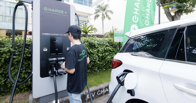 Grab đầu tư phát triển 6.000 cổng sạc xe điện