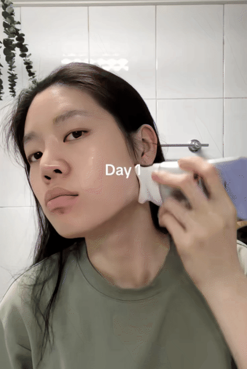 51 tuổi vẫn giữ làn da căng mịn nhờ tuýp retinol "2in1": Trẻ hóa da kết hợp massage cải thiện độ ăn chắc- Ảnh 16.