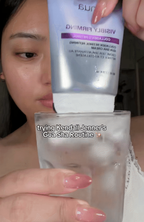 51 tuổi vẫn giữ làn da căng mịn nhờ tuýp retinol "2in1": Trẻ hóa da kết hợp massage cải thiện độ ăn chắc- Ảnh 9.