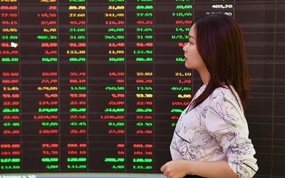 Chứng khoán tuần mới (20/7-25/7): Thanh khoản rơi xuống vùng thấp, dòng tiền đợi chờ tín hiệu mới