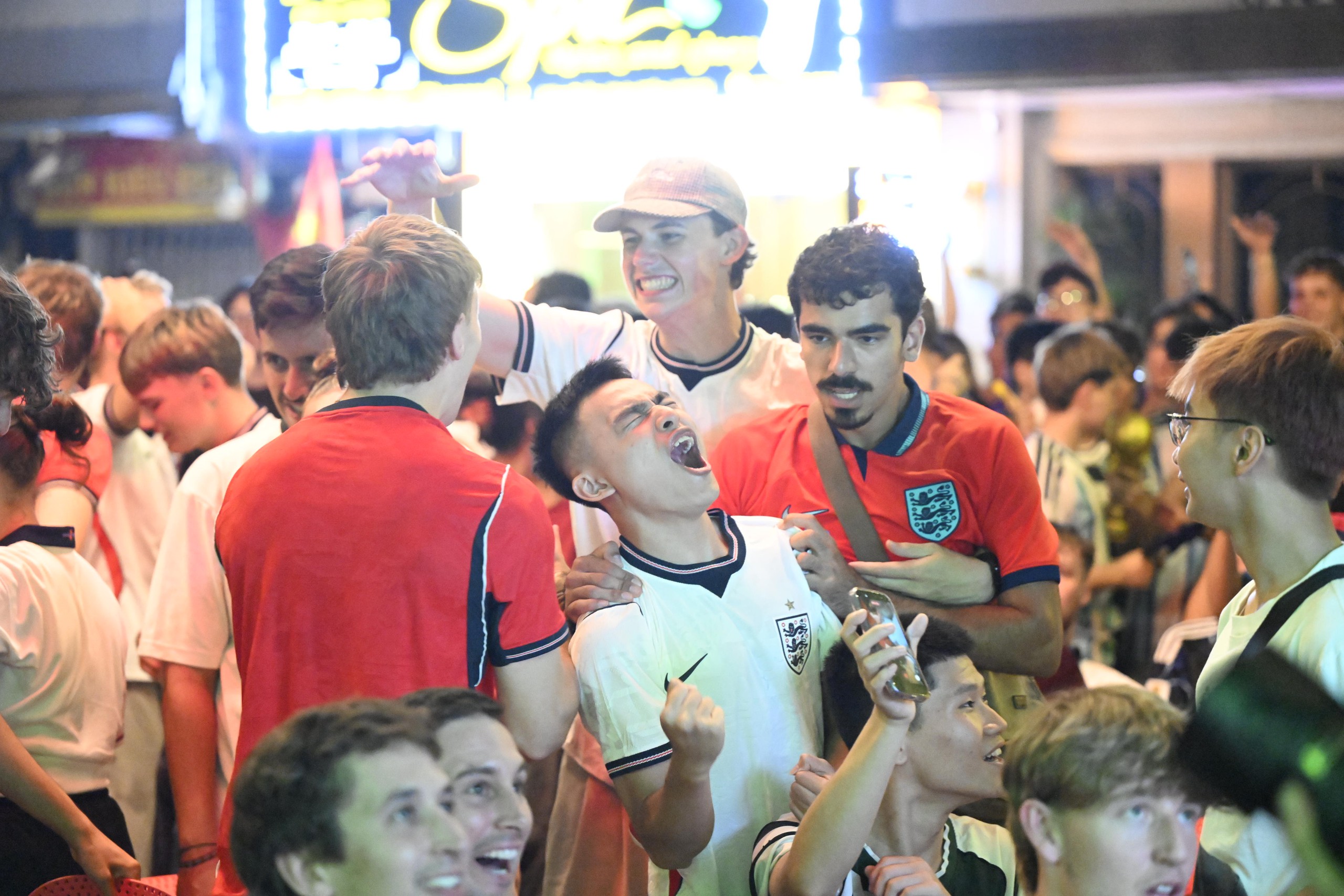 Màn ngược dòng khó tin của Argentina khiến fan như nổ tung: "Quá cảm xúc!" - Ảnh 37.