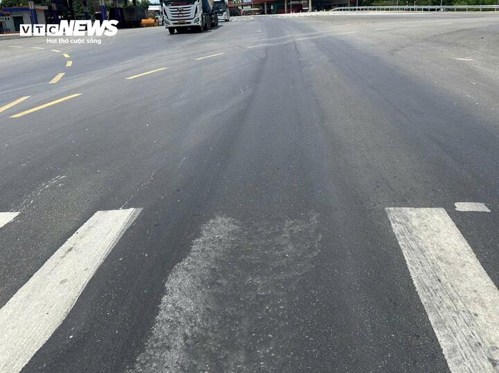 Cận cảnh dự án đường gần 1,4km hơn 100 tỷ chưa bàn giao đã lún ở Huế- Ảnh 5.